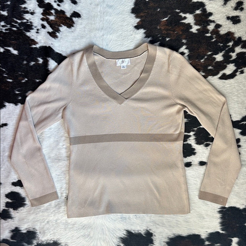 Vintage 90s Ann Taylor LOFT Taupe Long Sleeve Knit Top V-Neck